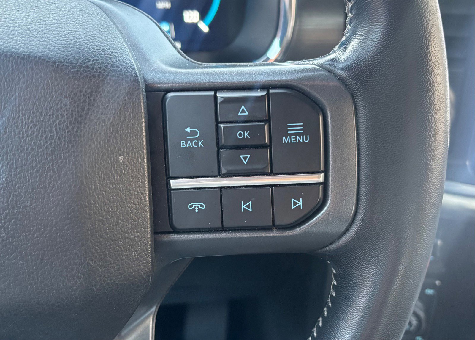 Certified 2022 Ford F150 Lariat w/ Equipment Group 502A High image 37