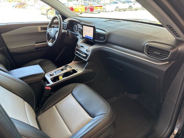 Certified 2023 Ford Explorer XLT w/ Equipment Group 202A image 18