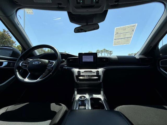 Certified 2023 Ford Explorer XLT RWD image 17