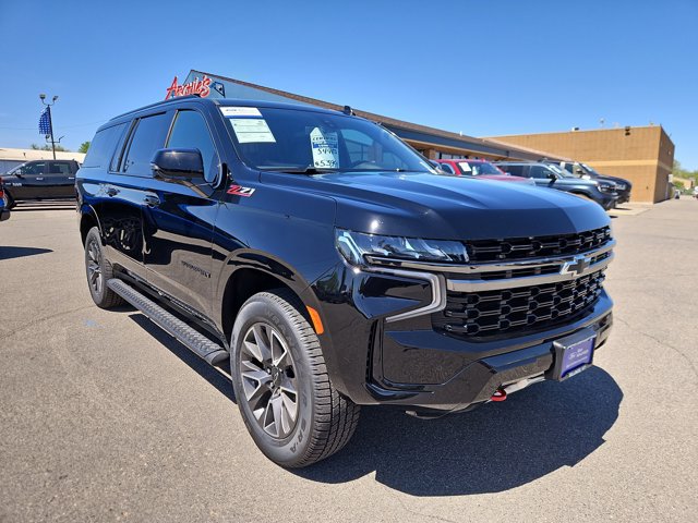 Used 2022 Chevrolet Suburban Z71 w/ Luxury Package AWD/4WD image 8