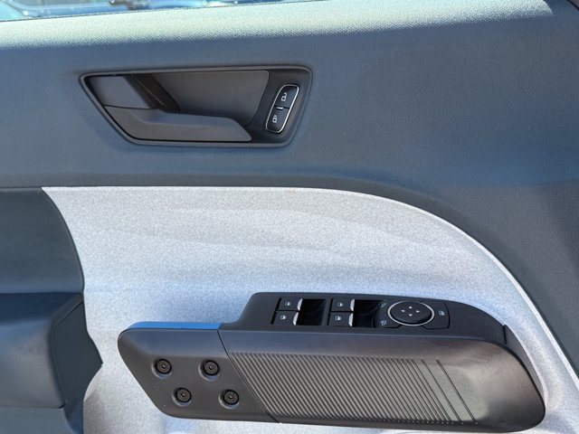 Certified 2025 Ford Maverick XLT FWD image 32