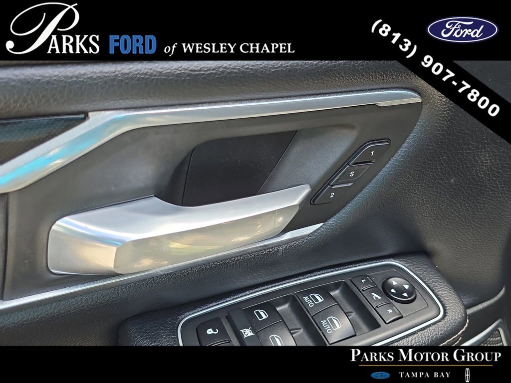 Used 2021 RAM 1500 Laramie w/ Sport Appearance Package AWD/4WD image 8