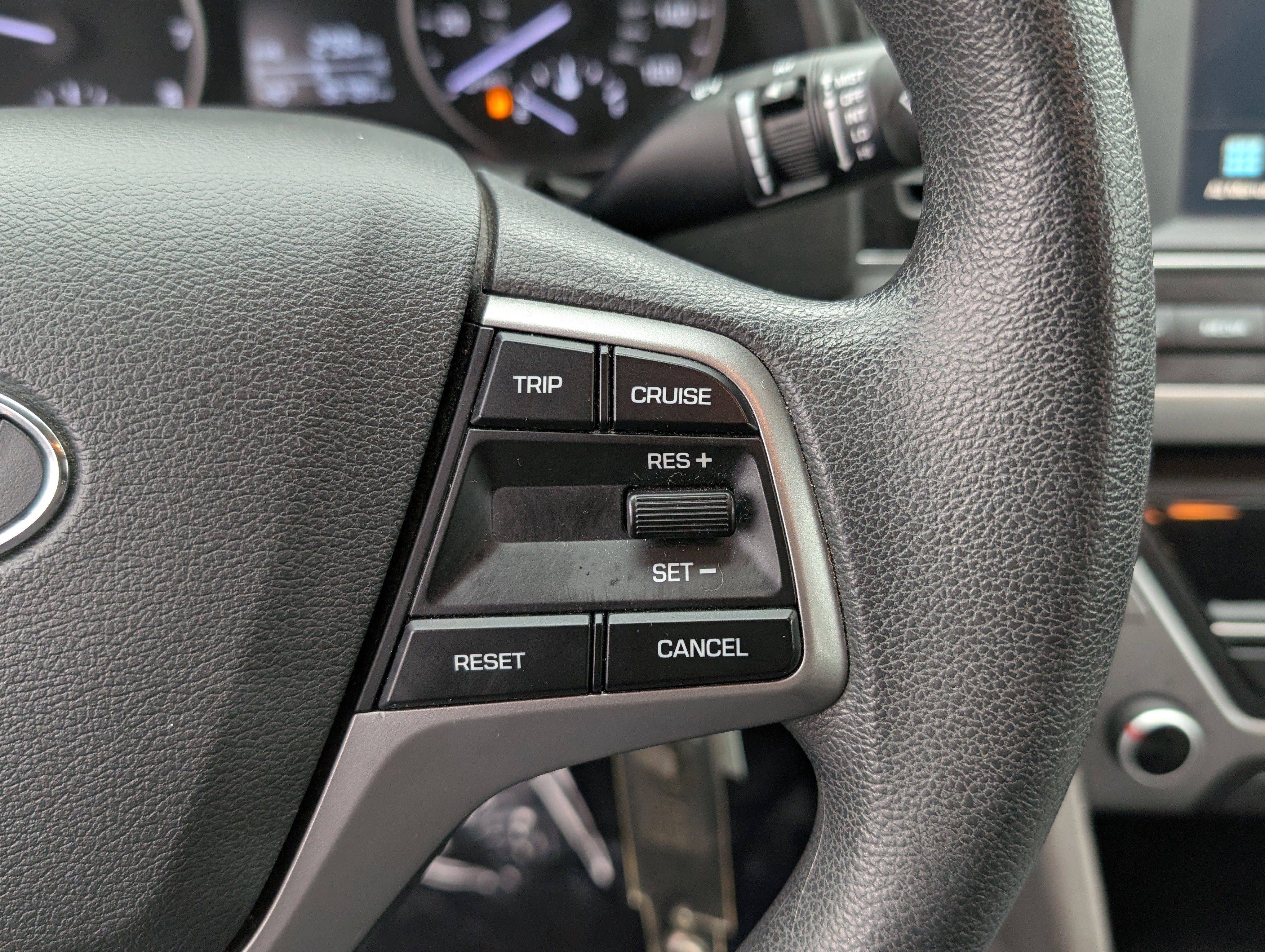 Used 2017 Hyundai Elantra SE image 19