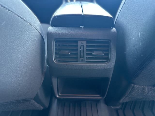 Used 2023 Nissan Rogue S AWD/4WD image 23