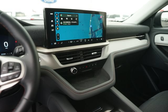 Certified 2025 Ford Explorer Active RWD image 28