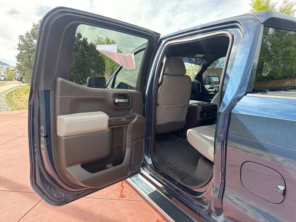 Used 2022 Chevrolet Silverado 1500 RST w/ Convenience Package II AWD/4WD image 18