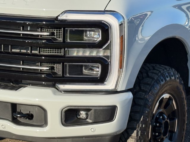 Certified 2026 Ford F350 Platinum w/ Tremor Off-Road Package AWD/4WD image 16