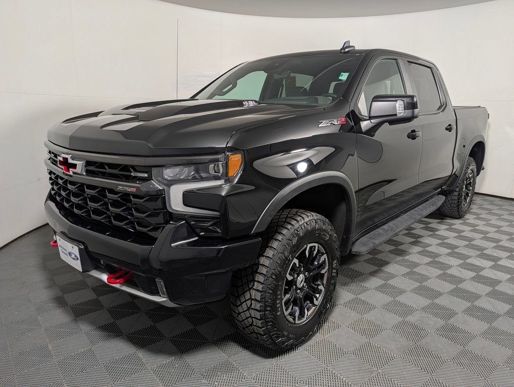 Used 2023 Chevrolet Silverado 1500 ZR2 w/ Technology Package AWD/4WD image 4
