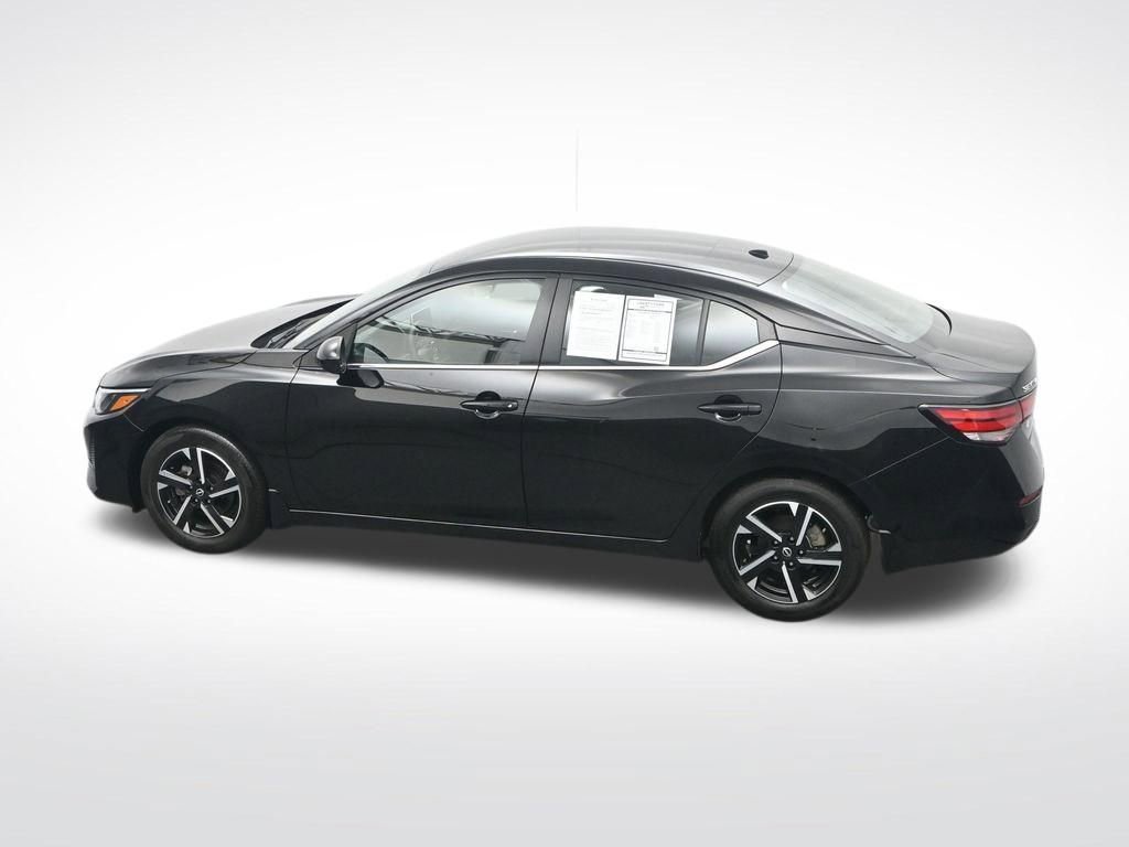 Used 2024 Nissan Sentra SV FWD image 30