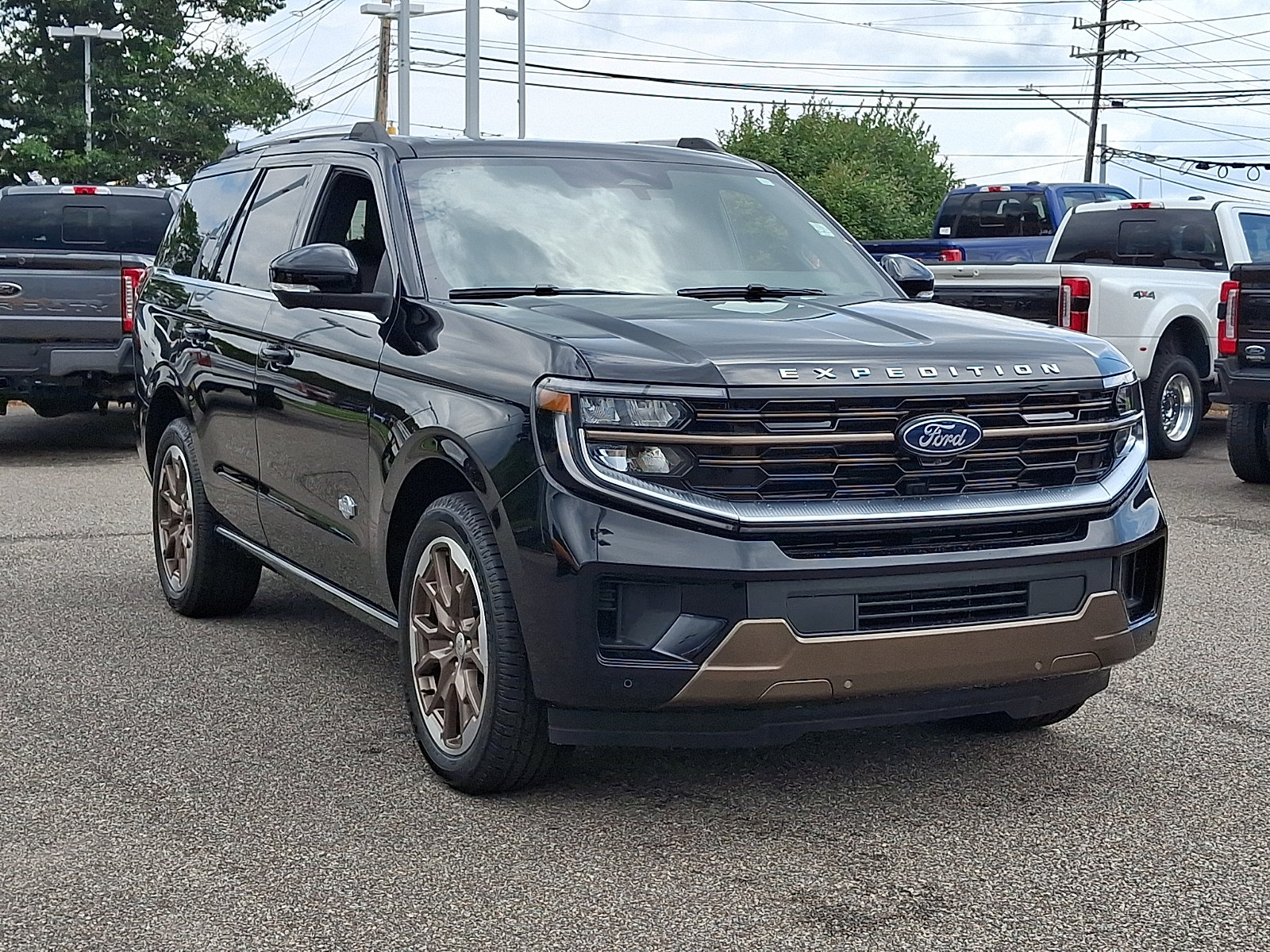 Certified 2026 Ford Expedition King Ranch AWD/4WD image 2