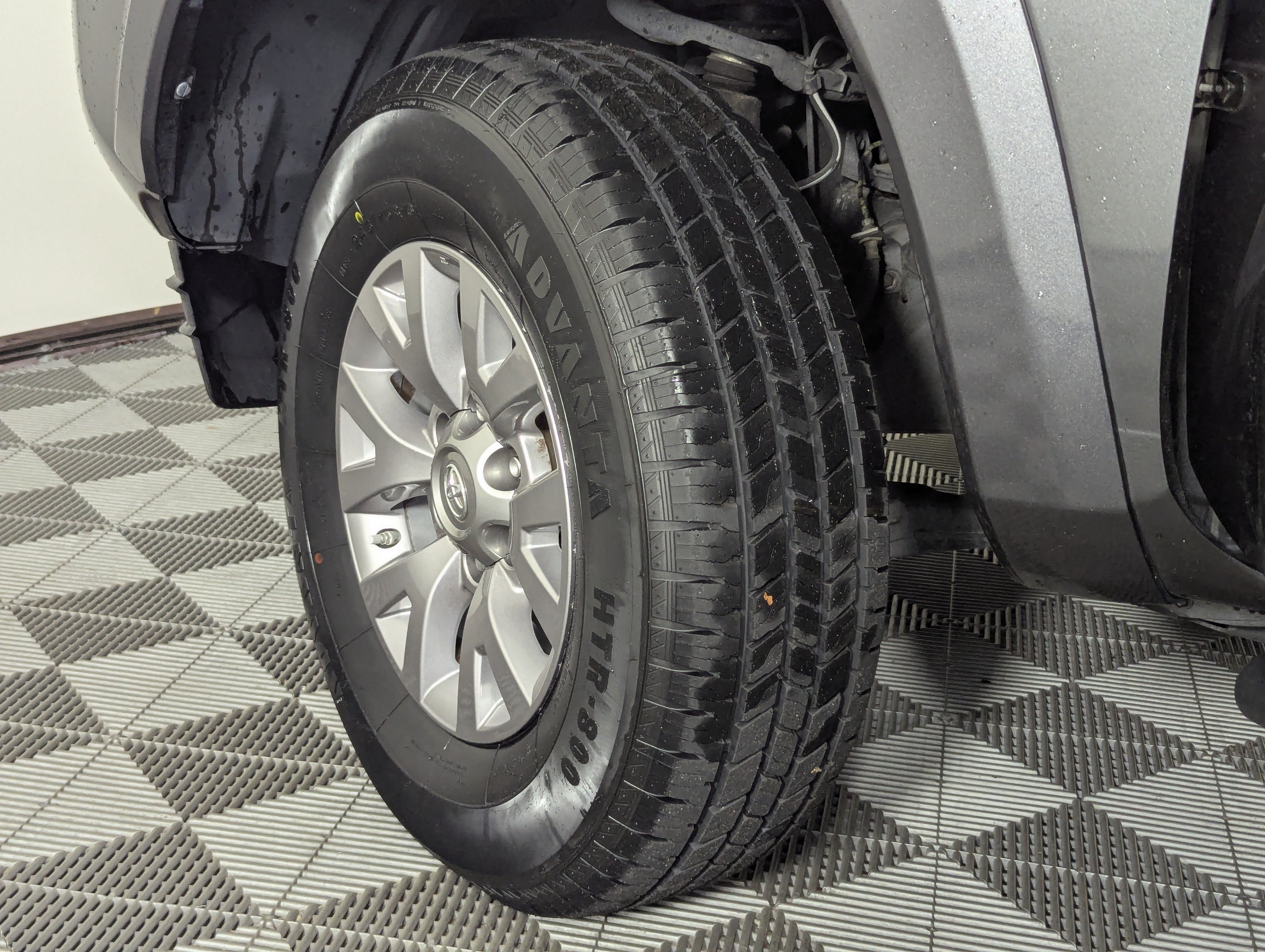 Used 2019 Toyota Tacoma SR5 RWD image 34