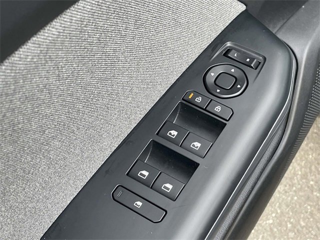 Used 2025 Kia K4 EX image 17