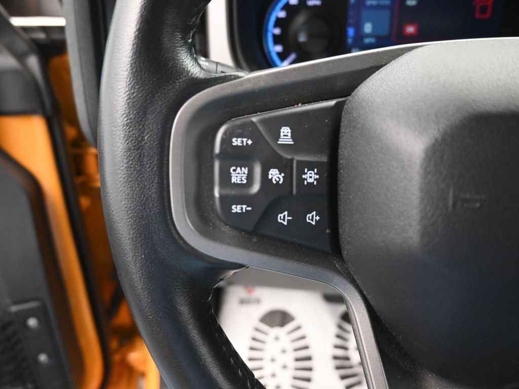 Certified 2022 Ford Bronco Outer Banks w/ Sasquatch Package AWD/4WD image 11