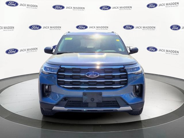 Certified 2025 Ford Explorer Active w/ Active Comfort Package AWD/4WD image 8