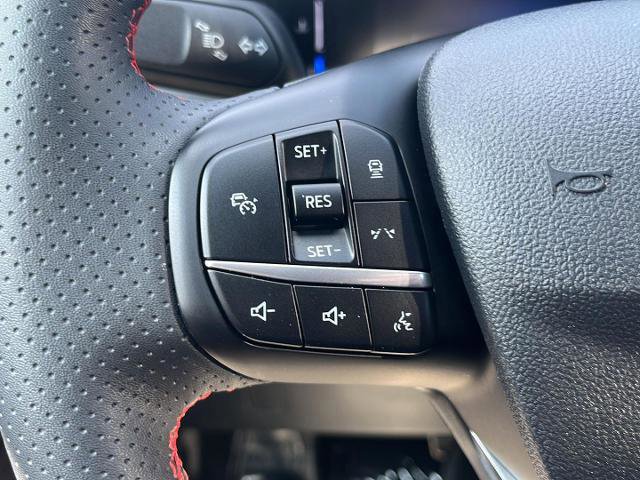 Certified 2024 Ford Escape ST-Line w/ Tech Pack #1 image 16