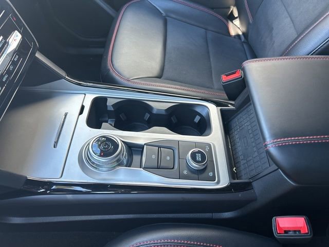 Certified 2024 Ford Explorer ST-Line w/ Class IV Trailer Tow Package image 32