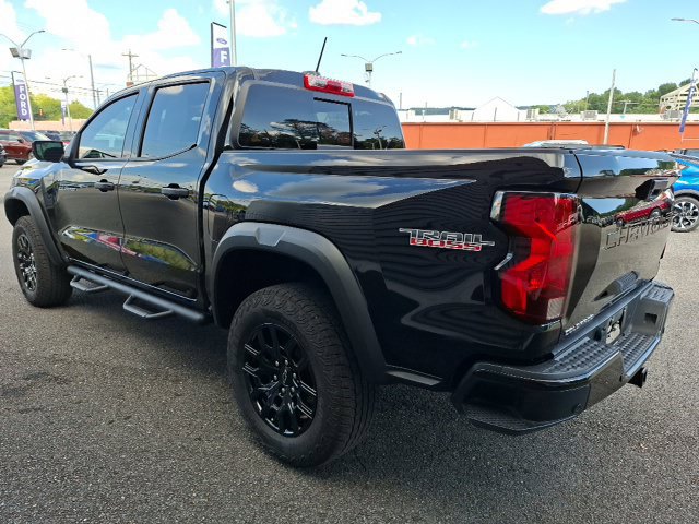 Used 2025 Chevrolet Colorado Trail Boss AWD/4WD image 5