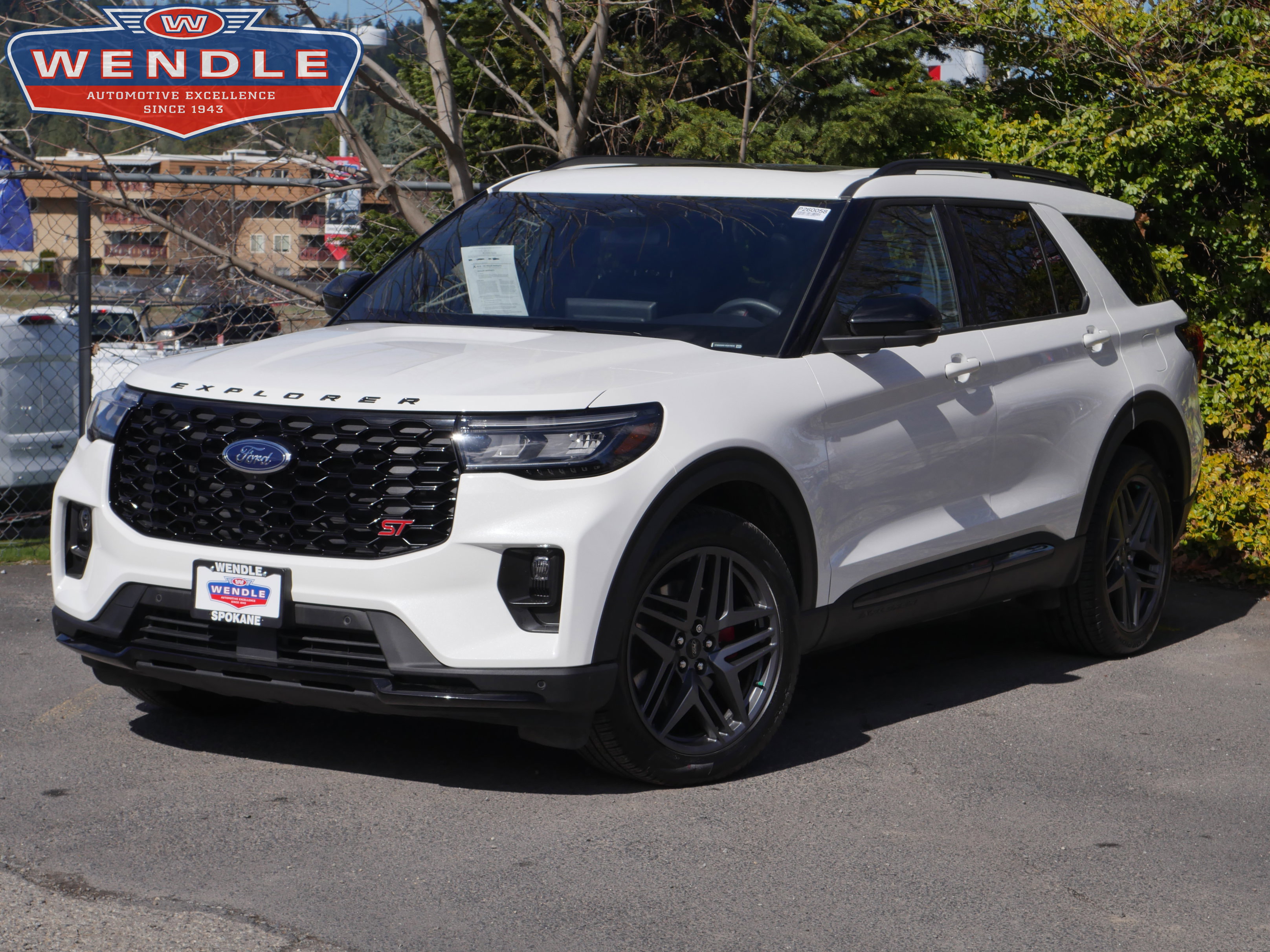Certified 2025 Ford Explorer ST AWD/4WD image 1