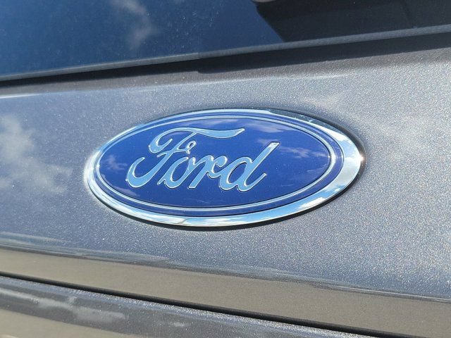 Certified 2024 Ford Explorer XLT w/ Equipment Group 202A AWD/4WD image 10