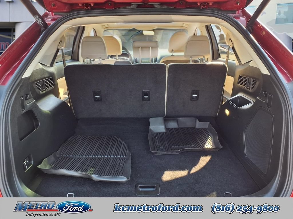Certified 2018 Ford Edge Titanium w/ Equipment Group 302A AWD/4WD image 34