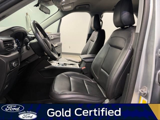 Certified 2024 Ford Explorer XLT w/ Equipment Group 202A RWD image 17
