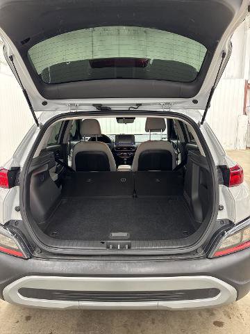 Used 2022 Hyundai Kona SE image 19