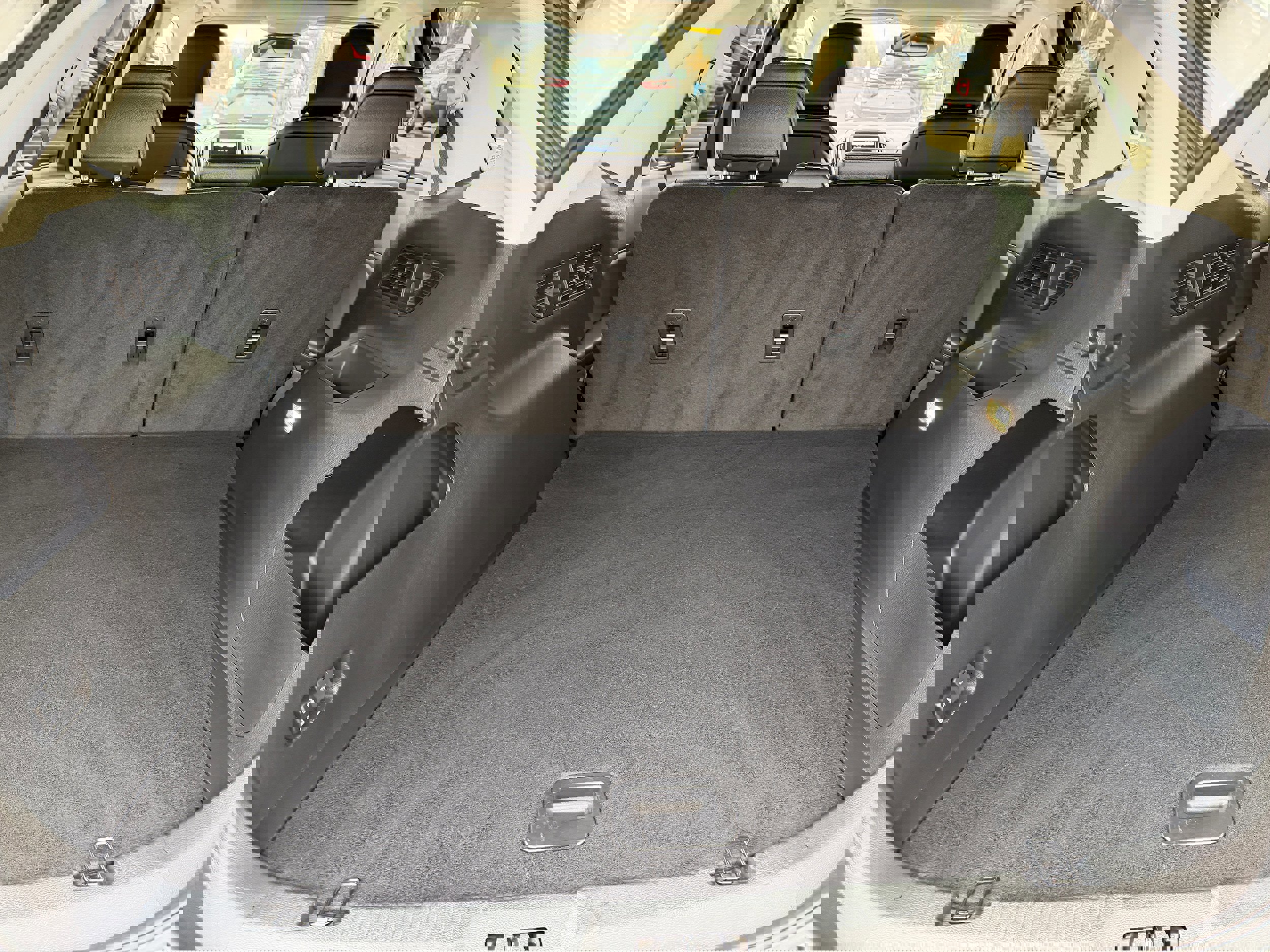 Certified 2024 Ford Edge SEL w/ Convenience Package image 12