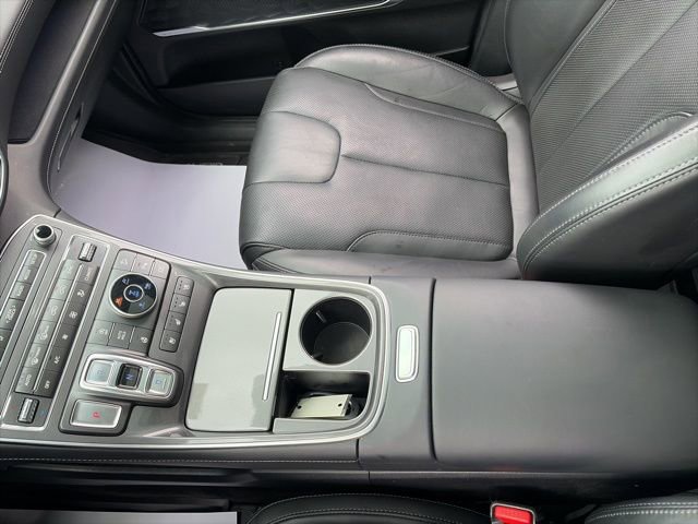 Used 2023 Hyundai Santa Fe Calligraphy AWD/4WD image 17