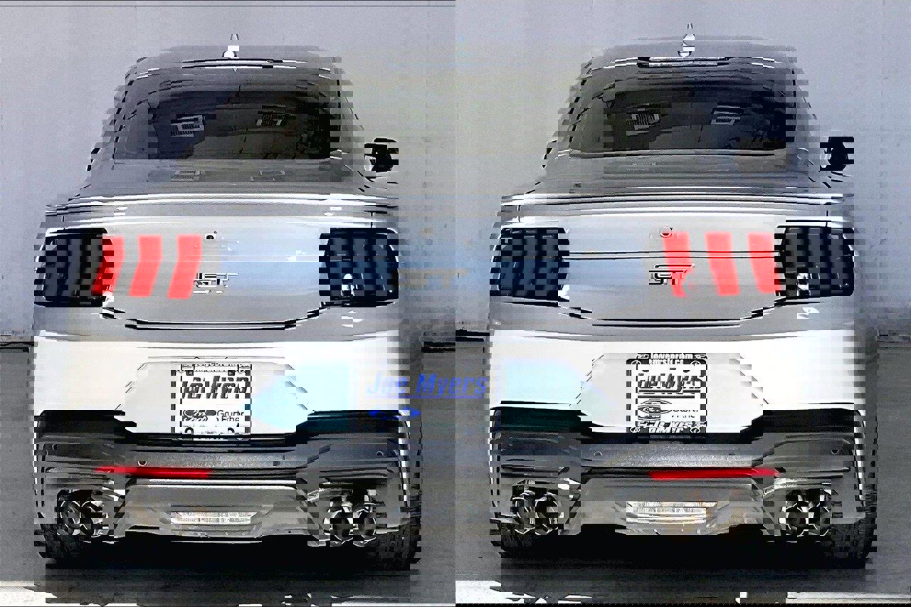 Certified 2025 Ford Mustang GT Premium image 3