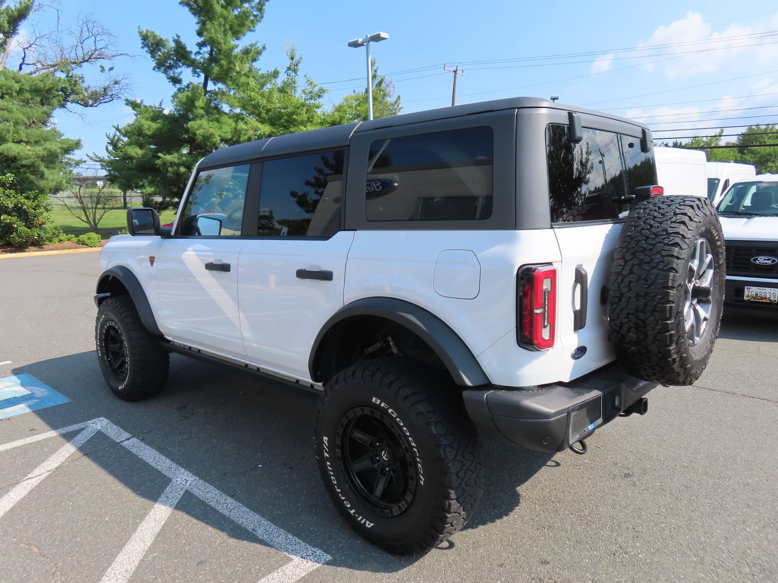 Certified 2023 Ford Bronco Badlands AWD/4WD image 7