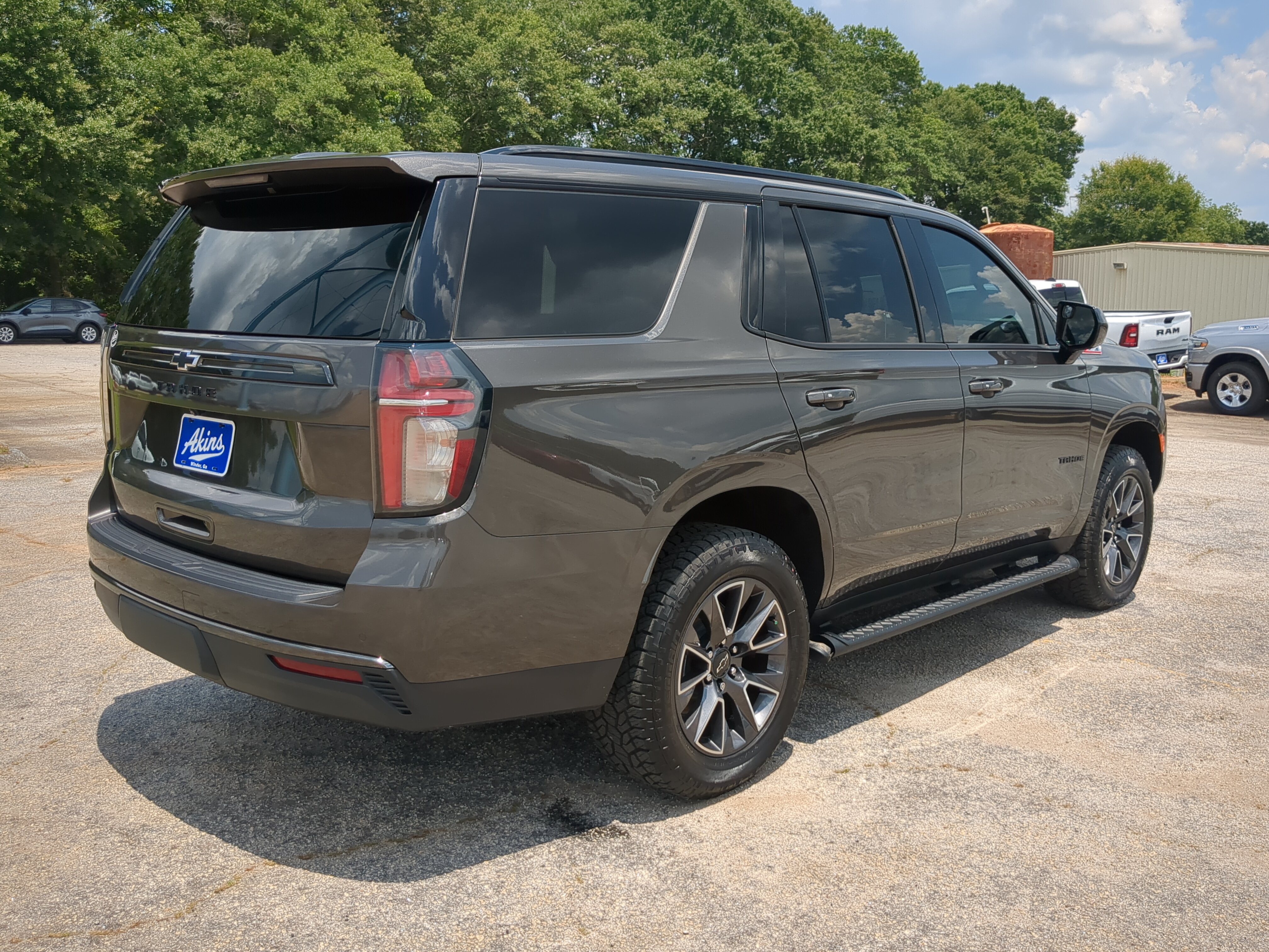 Used 2021 Chevrolet Tahoe Z71 AWD/4WD image 3