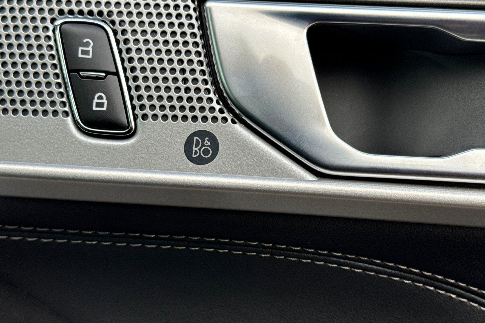 Certified 2023 Ford Explorer XLT w/ Equipment Group 202A image 37