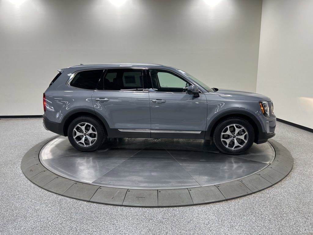 Certified 2020 Kia Telluride EX image 5