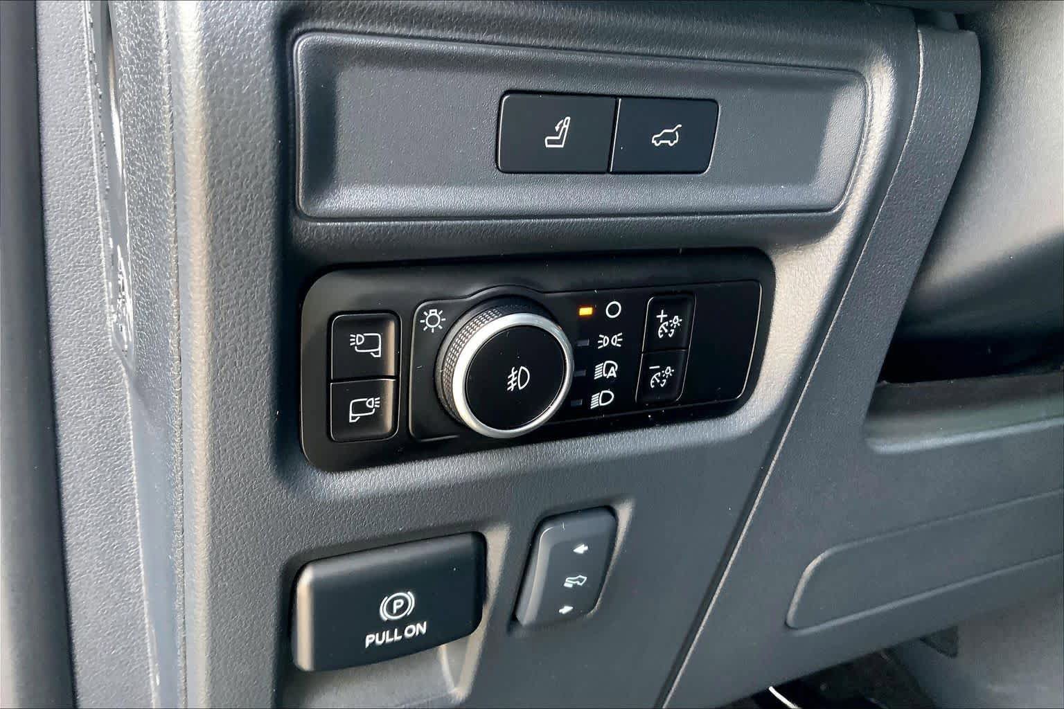 Certified 2023 Ford Expedition Platinum AWD/4WD image 34
