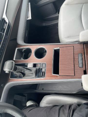 Used 2023 Toyota Sienna XLE image 15