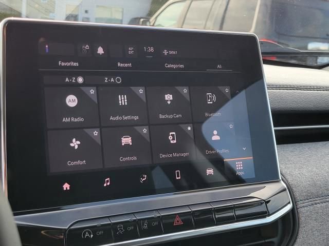 Used 2022 Jeep Compass Latitude image 30