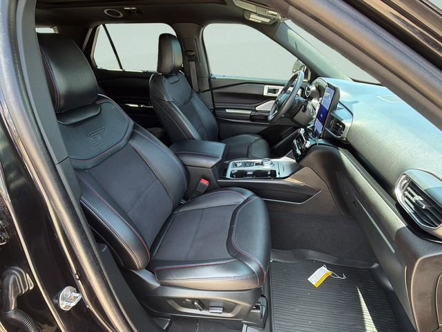 Certified 2024 Ford Explorer ST w/ Equipment Group 401A AWD/4WD image 11