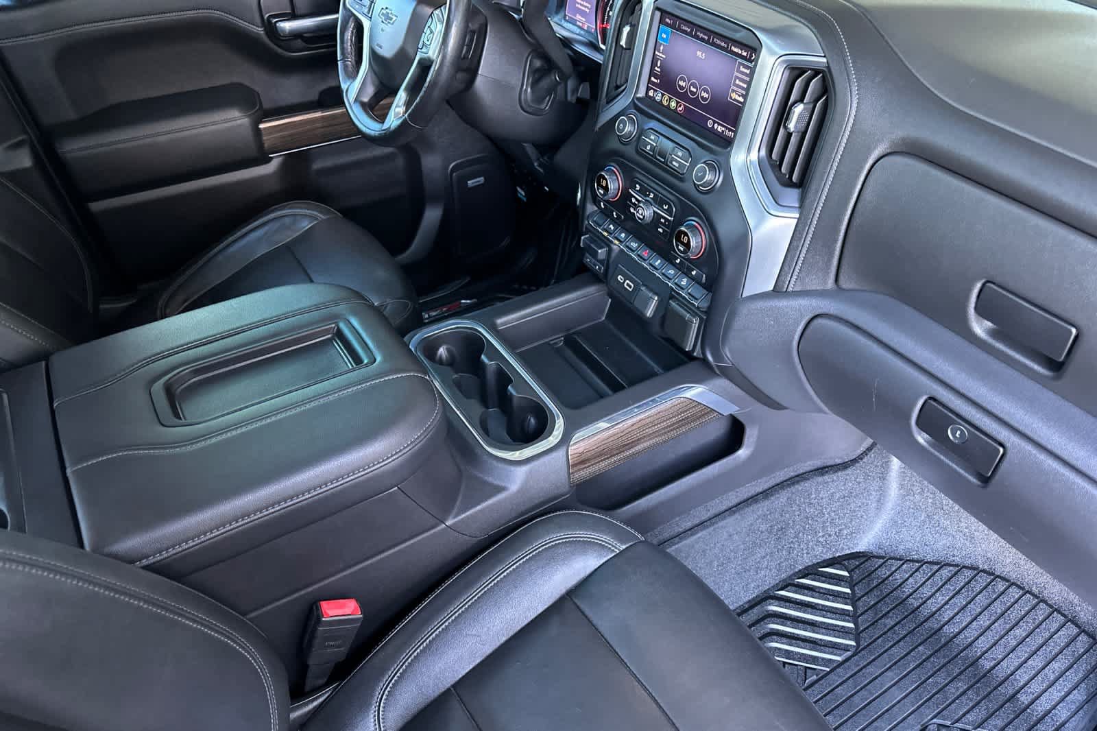 Used 2020 Chevrolet Silverado 1500 LT Trail Boss AWD/4WD image 15
