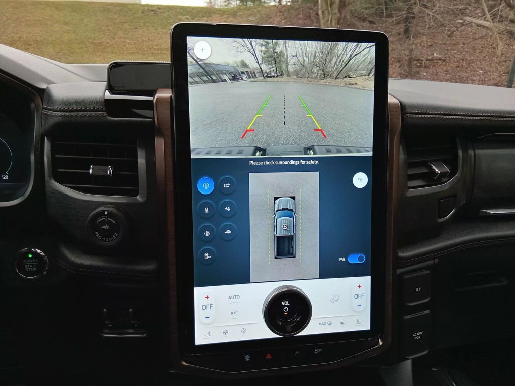 Certified 2023 Ford F150 Lightning Lariat w/ Equipment Group 511A High image 22