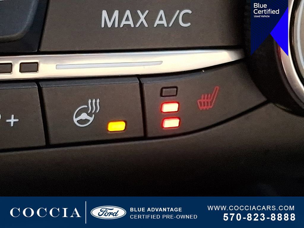 Certified 2020 Ford Escape Titanium image 24