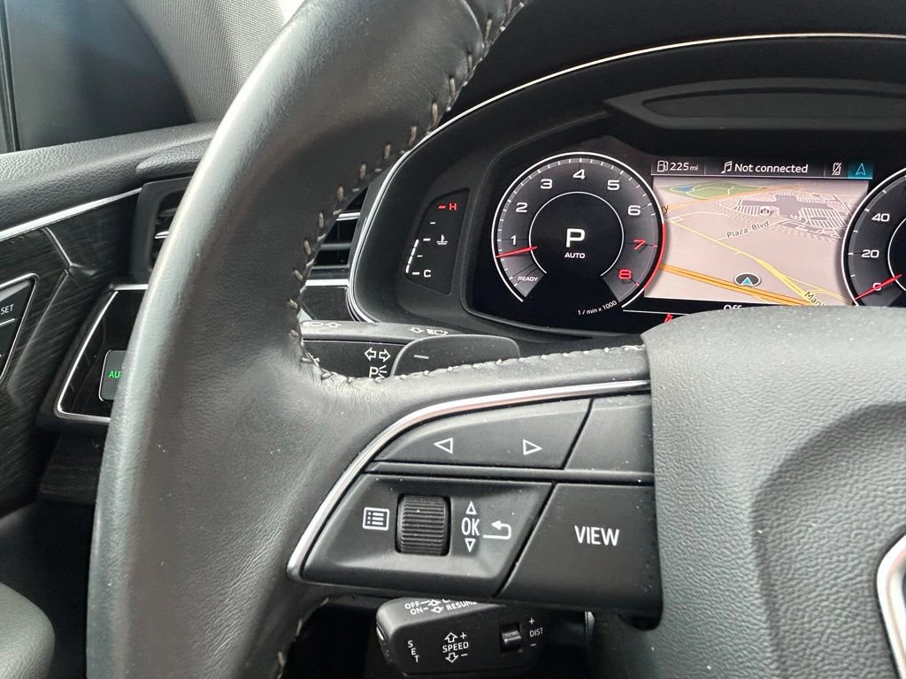 Used 2020 Audi Q8 Premium Plus AWD/4WD image 17