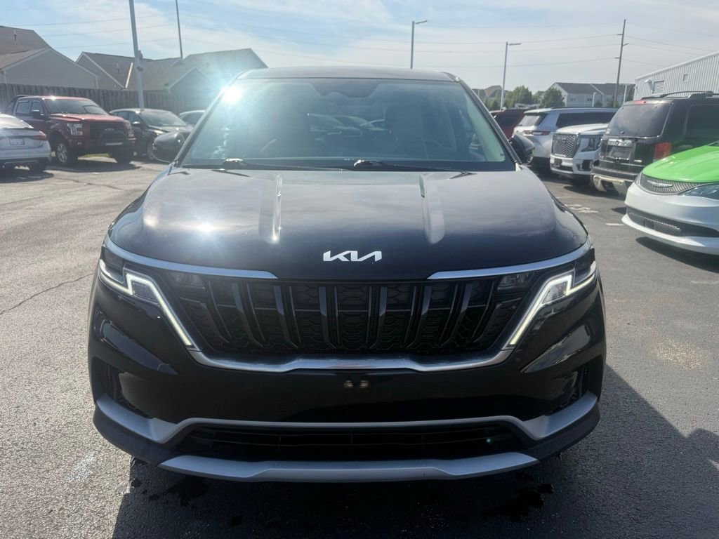 Used 2024 Kia Carnival LX FWD image 8