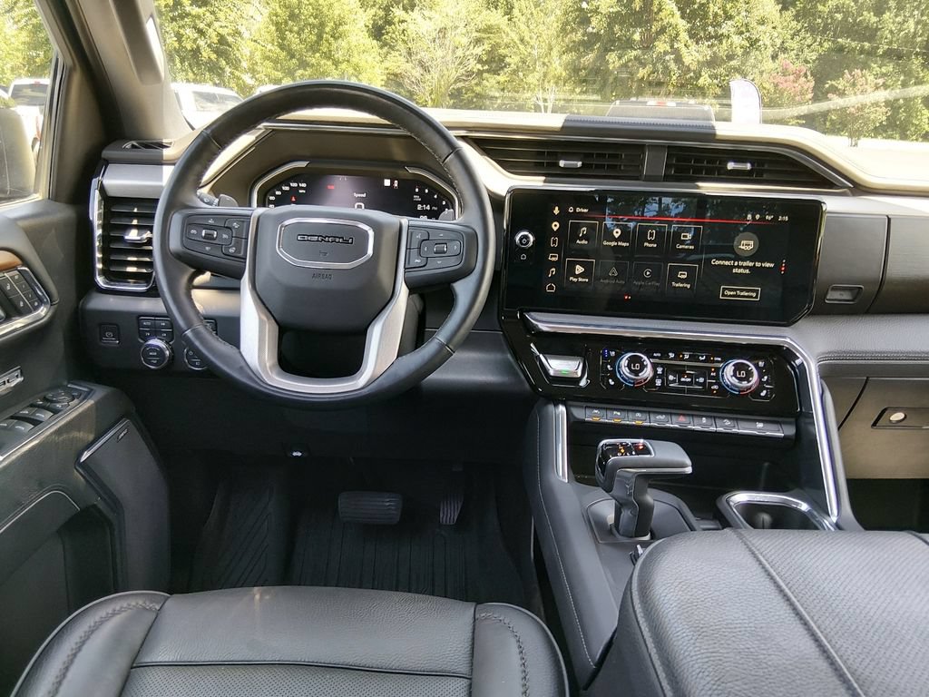 Used 2023 GMC Sierra 1500 Denali w/ Denali Reserve Package AWD/4WD image 11