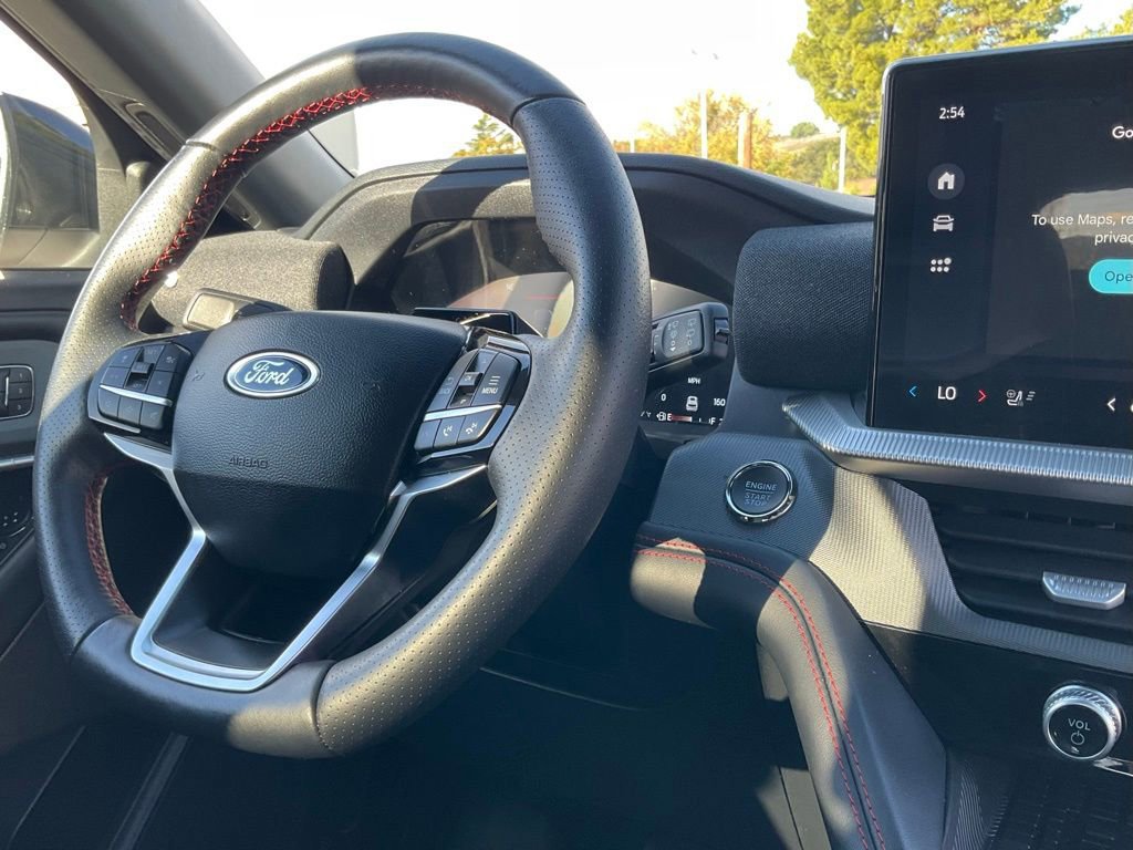 Certified 2025 Ford Explorer ST-Line w/ Premium Package image 46