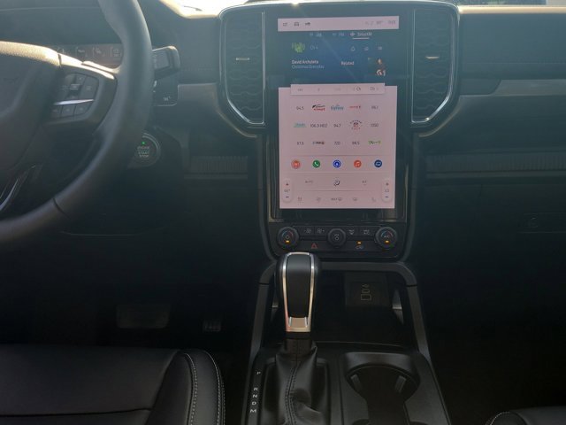 Certified 2024 Ford Ranger Lariat w/ Trailer Tow Package image 20