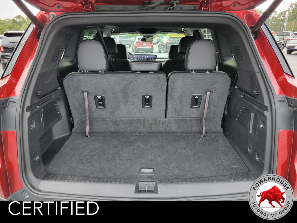 Used 2025 Buick Enclave Preferred AWD/4WD image 14