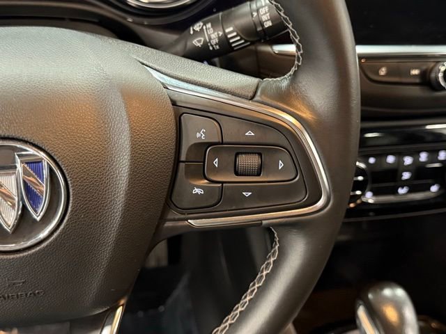 Used 2022 Buick Encore GX Select w/ Sport Touring Package image 17