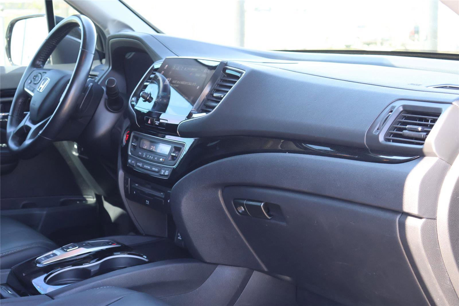 Used 2020 Honda Pilot Touring image 46