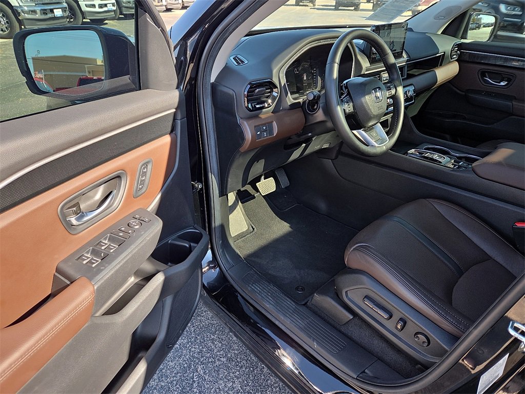 Used 2025 Honda Pilot Elite image 20