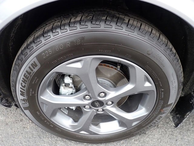 Certified 2024 Ford Escape ST-Line image 12